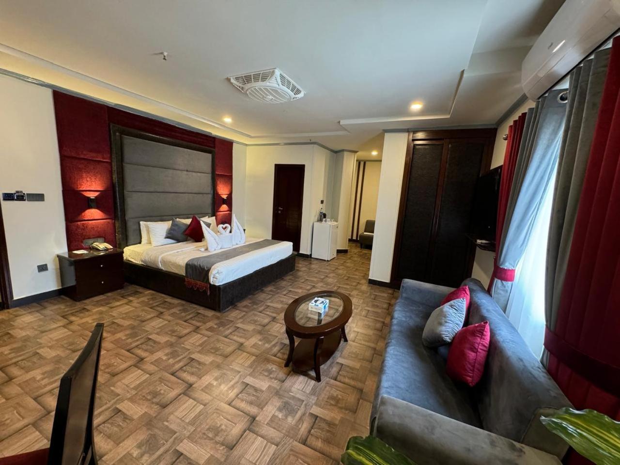 Hotel Oban Lahor Dış mekan fotoğraf